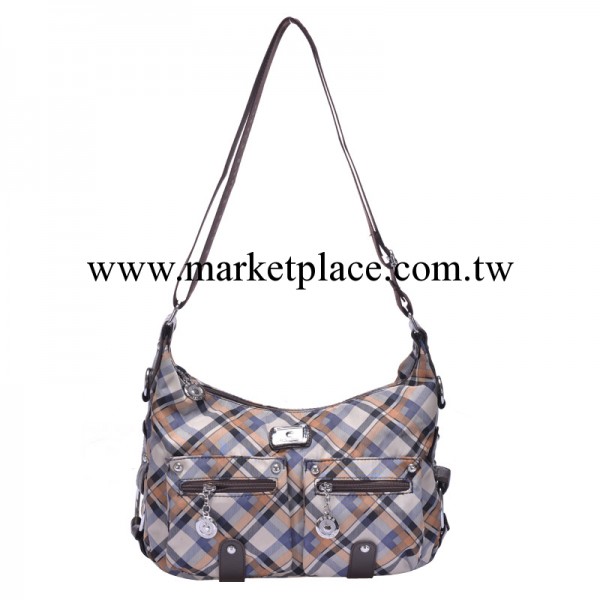 廠傢直銷品牌女包單肩斜跨兩用包2013秋冬新款牛津佈印花包工廠,批發,進口,代購