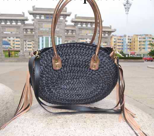 廠傢獨特新款草編包斜背手提肩跨兩用黑色編織沙灘包流蘇裝飾女包工廠,批發,進口,代購