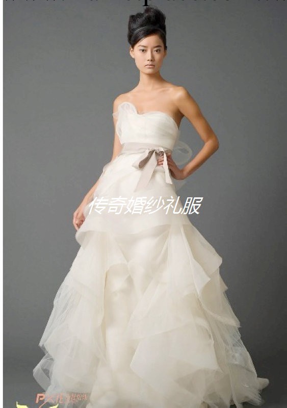 傳奇婚紗2013秋新仿制王薇薇Vera Wang款規則胸型層疊式新娘婚紗工廠,批發,進口,代購