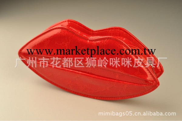 廣州女包皮具廠傢生產紅色嘴唇狀喜慶新娘包手拿包晚宴包工廠,批發,進口,代購