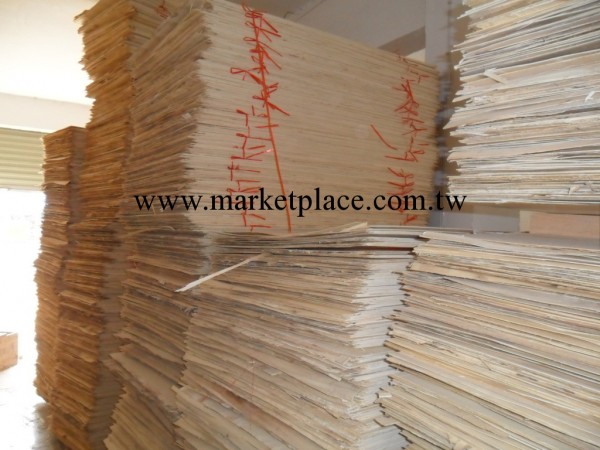 公司供應楊木膠合板，松木膠合板各種尺寸規格齊全量大優惠工廠,批發,進口,代購