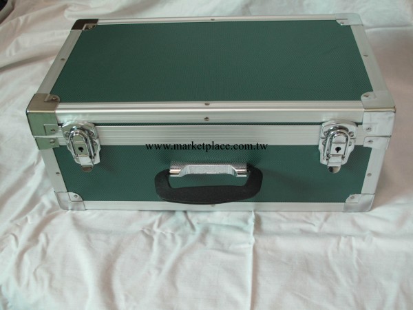 綠色工具箱 鋁合金工具箱 牢固耐用 結實 配肩帶批發・進口・工廠・代買・代購