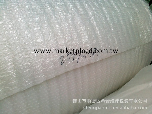 供應珍珠棉復合汽泡膜卷材 厚2.5T*1.1米*100米 可訂做沙發包裝袋工廠,批發,進口,代購