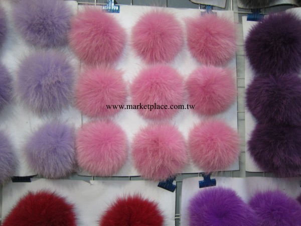 供應各種規格顏色兔毛 獺兔毛 毛球貉子狐貍毛球皮草毛球工廠,批發,進口,代購