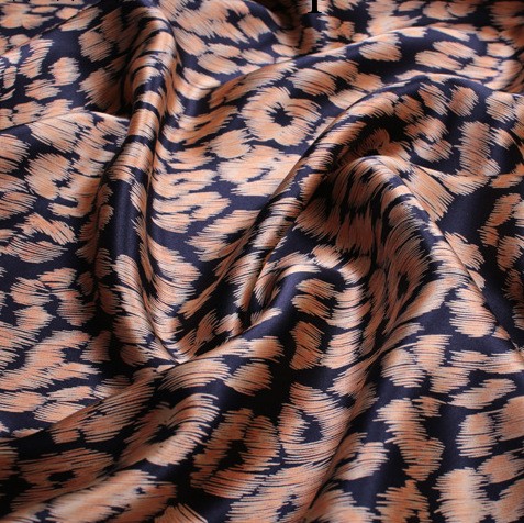 真絲豹紋佈料 桑蠶絲服裝佈料 綢緞佈料麵料 真絲素縐緞佈料工廠,批發,進口,代購