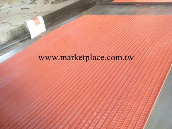 橡膠板生產廠傢 生產 紅色條紋橡膠板 紅色橡膠板工廠,批發,進口,代購