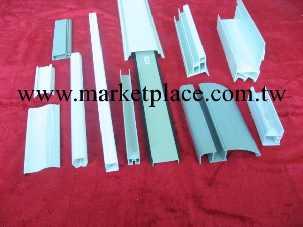 供應PVC型材，各種樣式，批發・進口・工廠・代買・代購