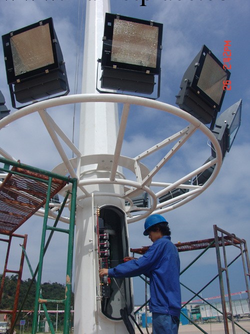 優質25米高桿燈 自動升降系統25米高桿燈 專業定做25米高桿燈工廠,批發,進口,代購