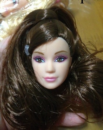 芭比娃娃頭型  DIY必備 1號 l棕發閉嘴芭比臉模工廠,批發,進口,代購