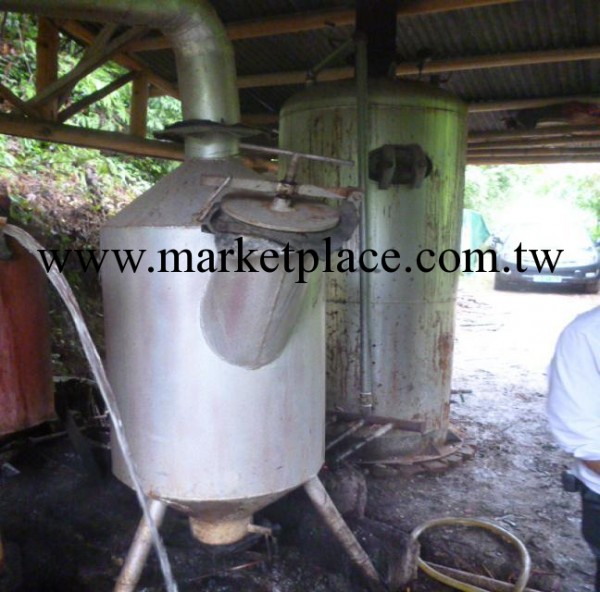 蒸餾設備 水蒸氣蒸餾器 精油提取設備 香料油蒸餾設備工廠,批發,進口,代購