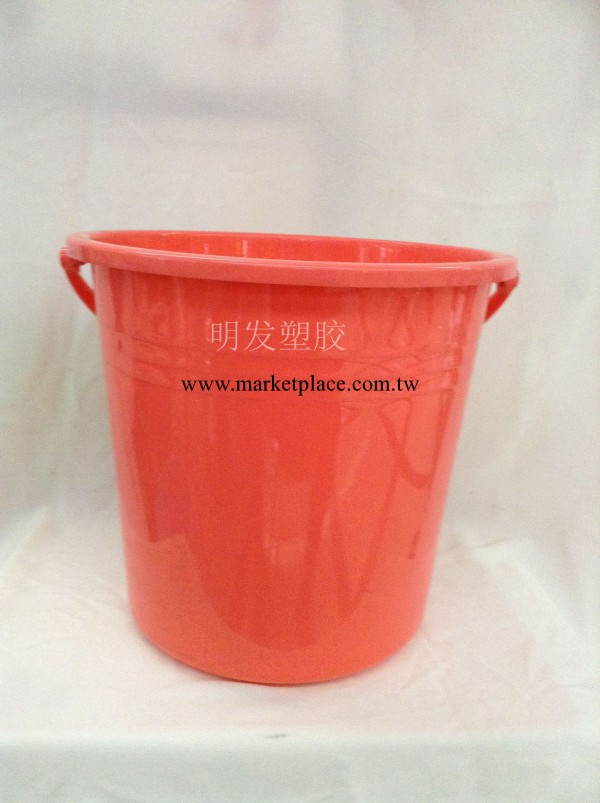 243廠傢批發：環保塑料耐摔水桶 清潔水桶 方便使用 居傢好幫手工廠,批發,進口,代購