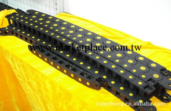 專業銷售彎曲拖鏈 黑色帶黃點橋式25系列拖鏈彎曲半徑可訂做工廠,批發,進口,代購