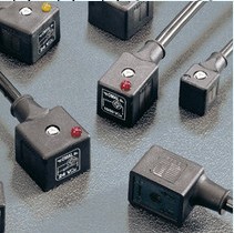 帶註塑電纜連接器IP67 赫斯曼接頭/現貨熱銷/原廠原裝批發・進口・工廠・代買・代購