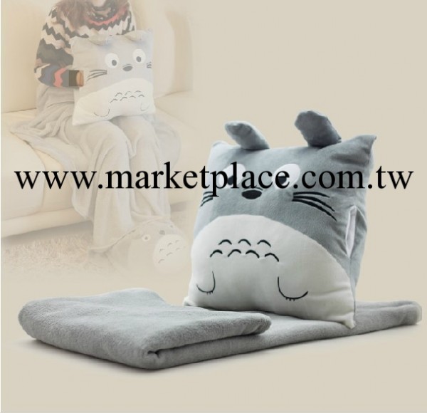毛絨玩具暖手空調毯子 龍貓抱枕公仔 可愛靠枕 抱枕被子兩用 正版工廠,批發,進口,代購