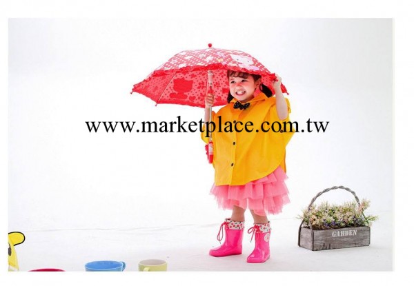 2013韓國時尚可愛蝴蝶結披肩式兒童雨披/雨衣 純尼龍佈中小童雨披工廠,批發,進口,代購