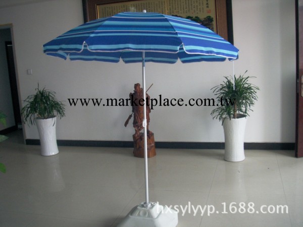 廠傢直銷藍白條紋圓形太陽傘 專業定製批發沙灘傘工廠,批發,進口,代購