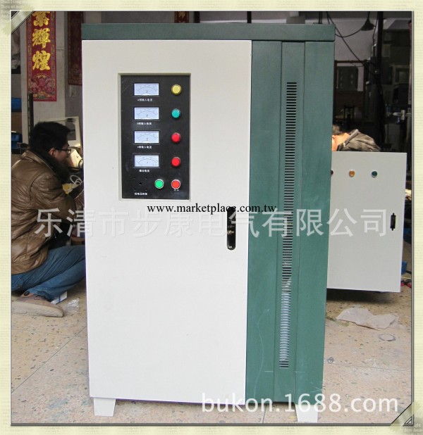 供應SBW-150KVA180K225K SBW-100KVA80KW大功率全自動交流穩壓器工廠,批發,進口,代購