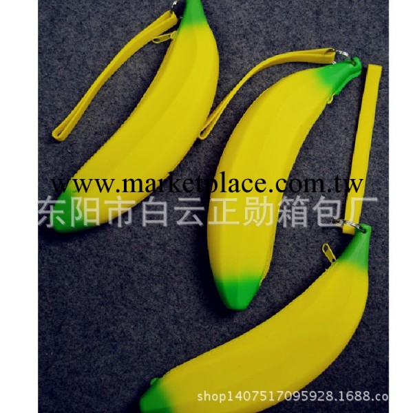 正品韓國ulzzang可愛原宿立體矽膠小香蕉零錢包 筆筒包廠傢直銷工廠,批發,進口,代購
