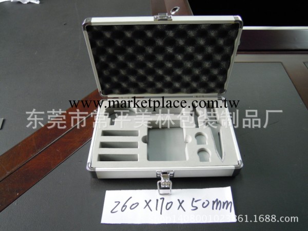 【常平美林】定制化妝箱工具箱，鋁箱工具箱，鋁箱化妝箱工廠,批發,進口,代購