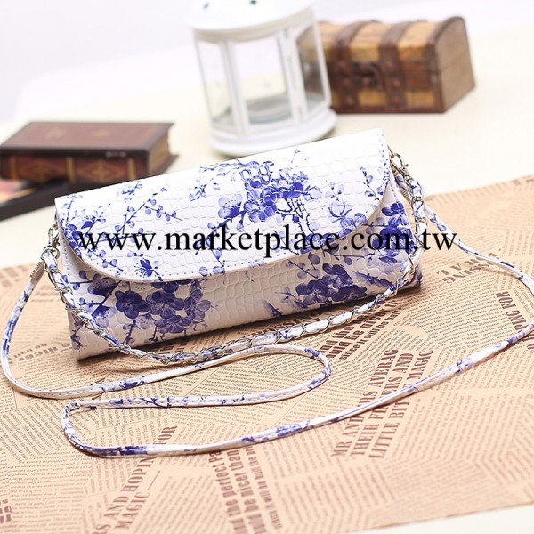 女包批發韓版時尚女包印花青花瓷手拿包女士包包韓國女包廠傢直銷工廠,批發,進口,代購