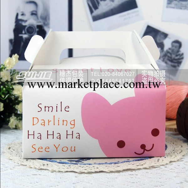 韓國同款粉色小熊中號手提慕斯盒西點生日蛋糕盒設計 烘焙包裝工廠,批發,進口,代購