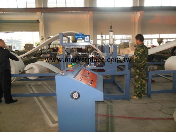 FLY-1400新型省庫存省人工安全臥式高速珍珠棉電復合機批發・進口・工廠・代買・代購