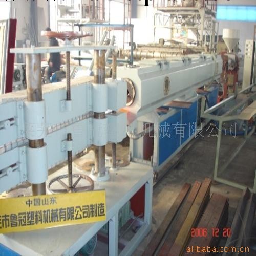 供應塑料機械PE塑料管材擠出生產線工廠,批發,進口,代購