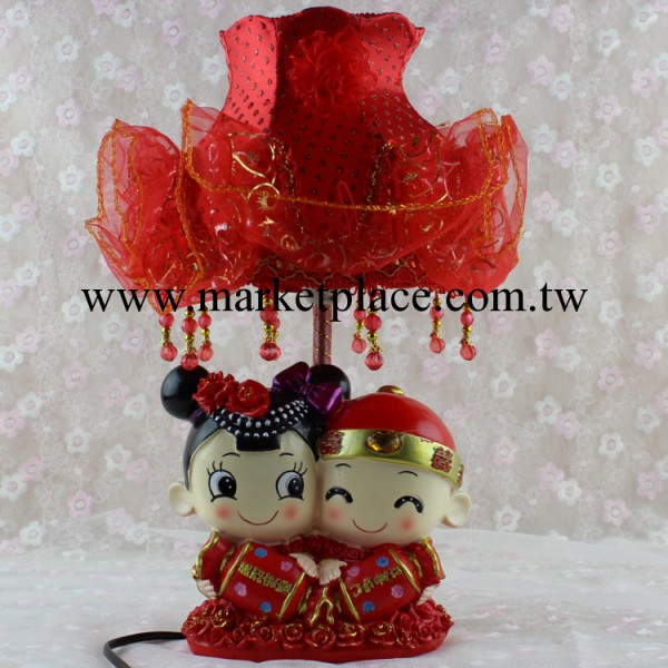 中國紅色創意大眼睛新娘樹脂工藝喜慶臺燈個性結婚禮物批發工廠,批發,進口,代購