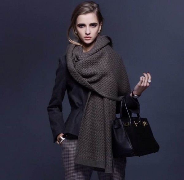 BV同款高端定製2015年秋冬歐美大牌羊毛編織格紋女士圍巾披肩工廠,批發,進口,代購