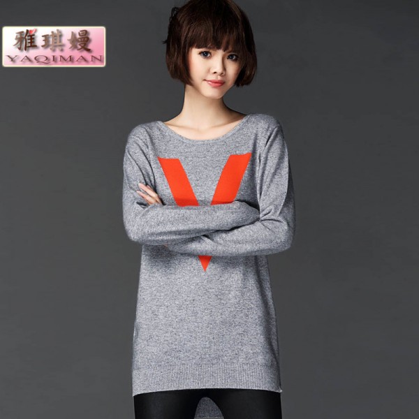 秋季新款圓領長袖針織打底衫 韓版v字母提花前短後長針織衫直筒工廠,批發,進口,代購