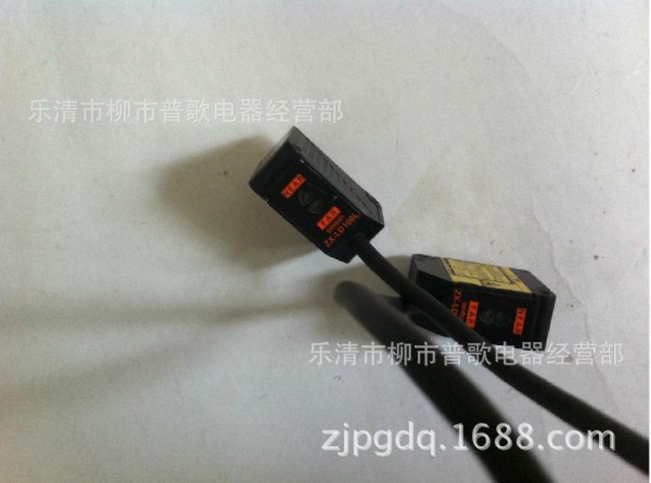 日本OMRON原裝激光型傳感器ZX-LD300特價出售批發・進口・工廠・代買・代購