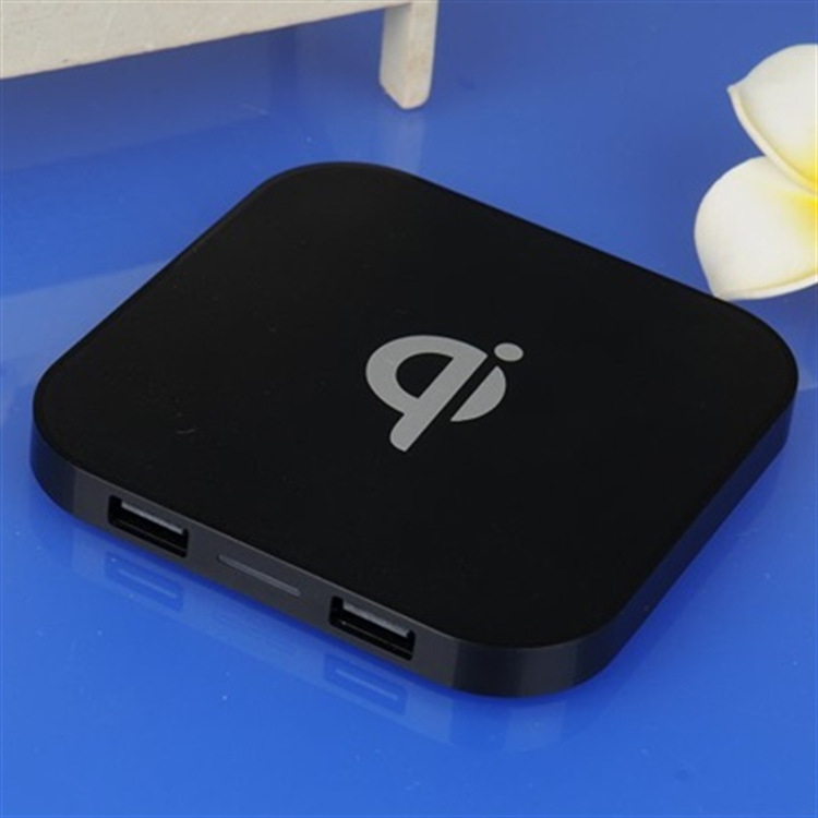 Q8迷你手機無線充電器 QI標準充電板發射器蘋果/三星/a6無線充工廠,批發,進口,代購