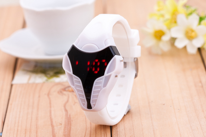 批發RU Watch眼鏡蛇LED手錶 蛇頭電子手錶 新款時尚卡通蛇形手錶工廠,批發,進口,代購