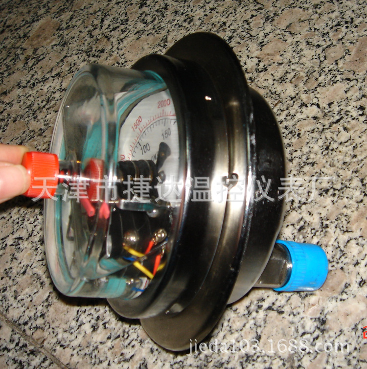 天津廠傢供應磁助電接點壓力表YXN-100軸向磁助電接點耐震壓力表批發・進口・工廠・代買・代購
