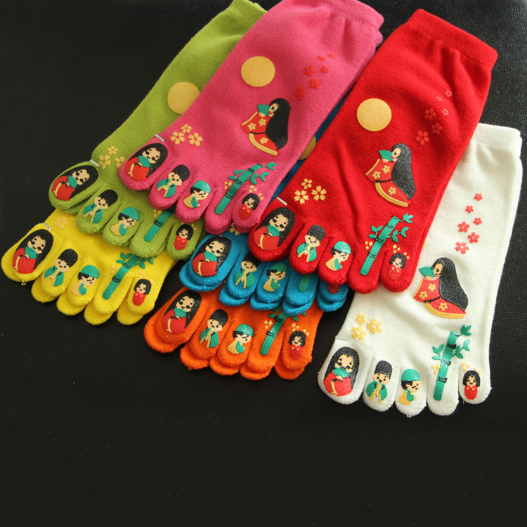 韓國全棉卡通五指襪 運動男襪地攤襪子批發 外貿襪子訂做 五指襪工廠,批發,進口,代購