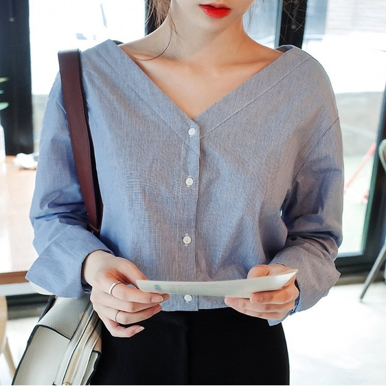 新款女裝韓國代購正品女裝獨特湖藍色條紋v領襯衫女批發・進口・工廠・代買・代購