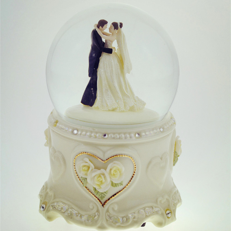 情人節創意結婚禮物情侶水晶球創意八音盒音樂盒MG-561陶瓷工藝品批發・進口・工廠・代買・代購