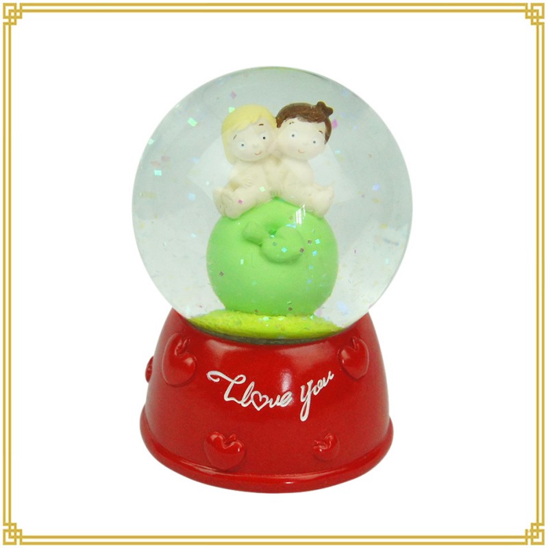 歐式Q版娃娃雪花水晶球 情侶樹脂水晶球擺件 創意水球情人節禮物工廠,批發,進口,代購
