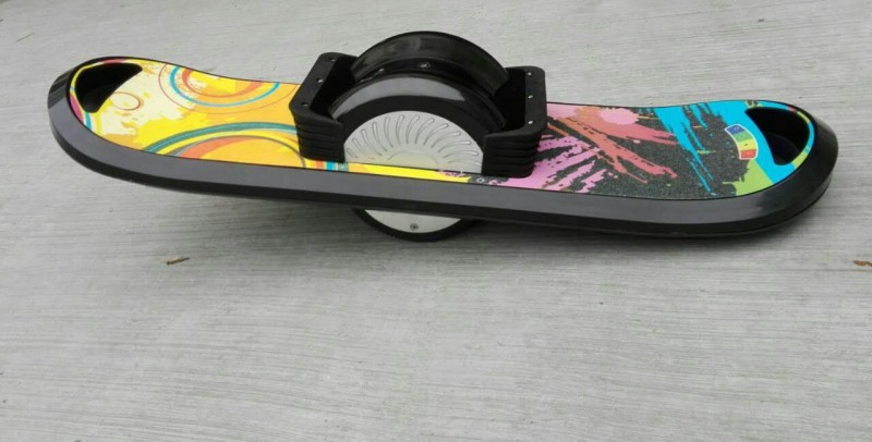 夏季首推新款電動自平衡獨輪滑板車 自帶LED彩燈 藍牙音響 6.5寸批發・進口・工廠・代買・代購