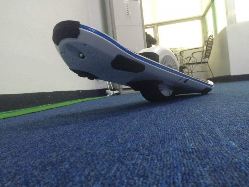 NEW私模 新款電動單輪滑板車 E輪平衡獨輪滑板車 思維車帶燈藍牙工廠,批發,進口,代購