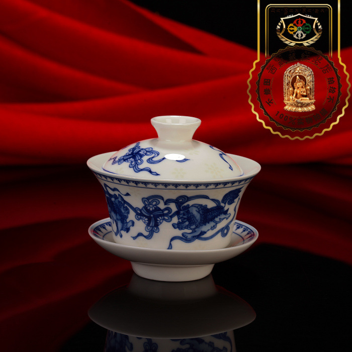 西藏紅藏式餐具麒麟獻瑞釉中彩青花瓷蓋碗茶杯酥油茶杯特色禮品工廠,批發,進口,代購