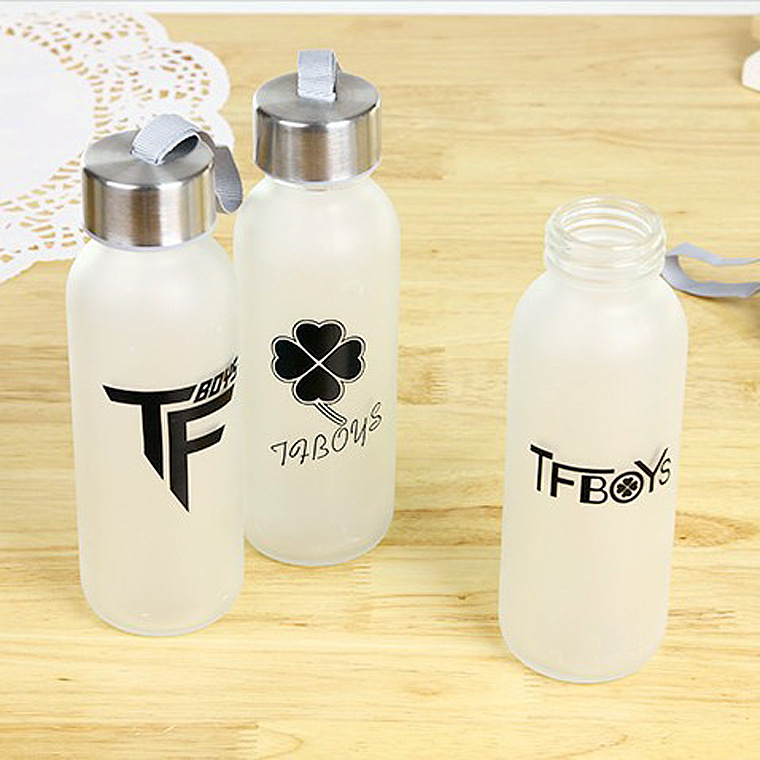 廠傢直銷2015新款韓國TFBOYS款便攜卡通創意玻璃杯學生提繩飲水杯工廠,批發,進口,代購