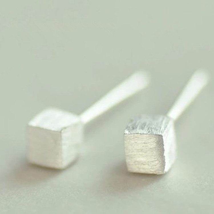 925純銀小耳釘 實心立方體 素銀拉絲迷你方塊耳釘批發・進口・工廠・代買・代購