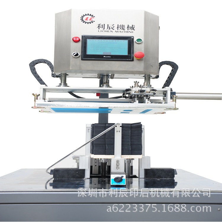 半自動貼窗機 廠傢直供深圳利辰最新款程控半自動局部上膠設備工廠,批發,進口,代購