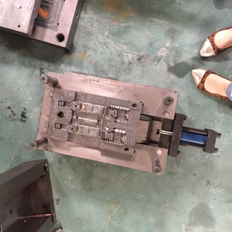 專註於汽車拉手模具製造 小型模具 塑膠模具定製，車門拉手底座工廠,批發,進口,代購