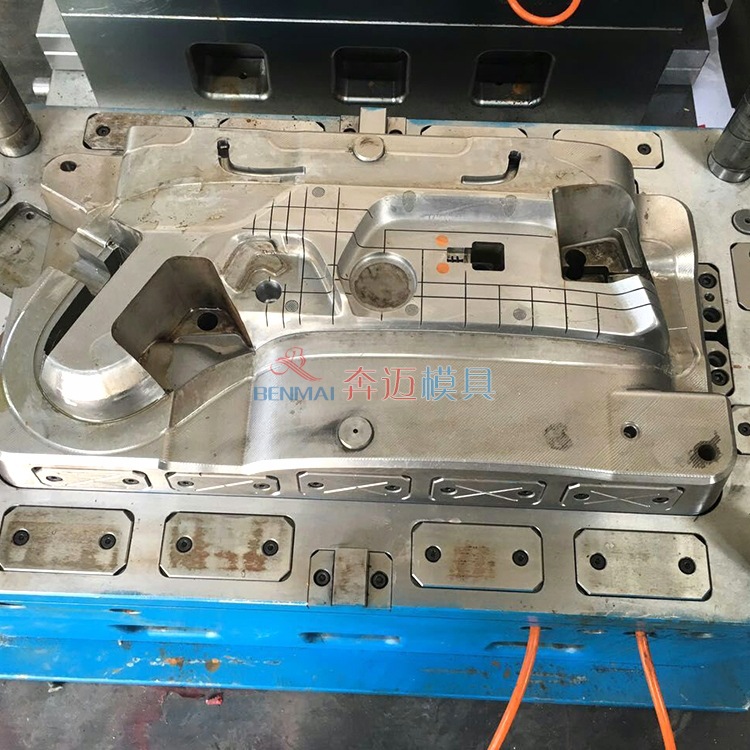 汽車門板模具 高品質塑料模具廠傢供應 註塑汽車門板模具加工設計工廠,批發,進口,代購