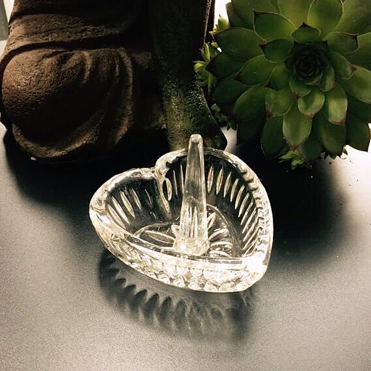 水晶玻璃戒指架心形壓製 廠傢定製自銷 婚慶珠寶時尚個性禮品擺件批發・進口・工廠・代買・代購
