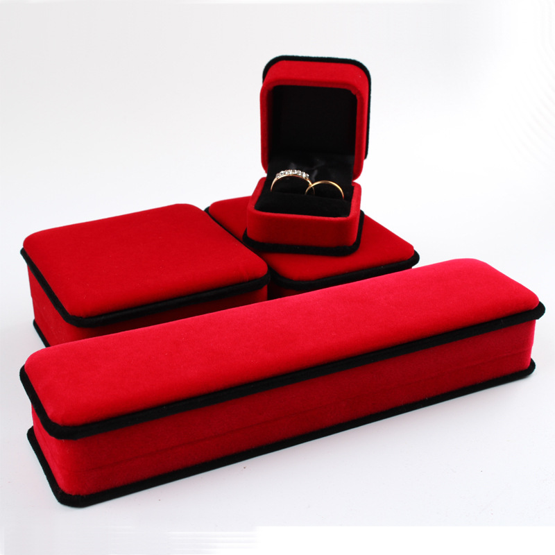 高檔包裝盒大紅黑邊絨佈盒手鐲盒項鏈盒吊墜盒禮品珠寶首飾盒批發工廠,批發,進口,代購