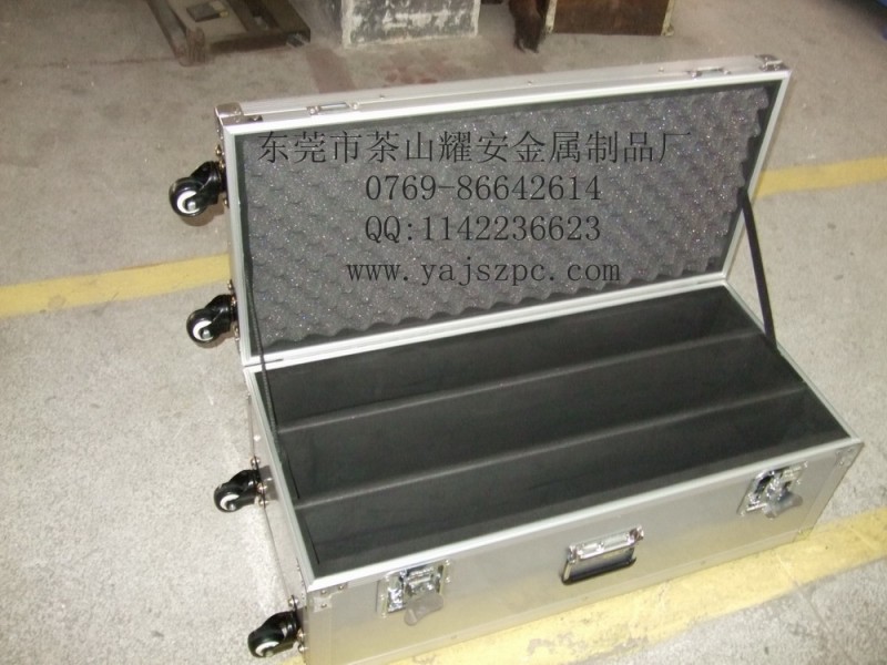 PO1893鋁箱 帶輪航空箱，工具收納箱，機表機器鋁箱10個起定批發・進口・工廠・代買・代購