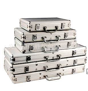 義烏鋁箱廠傢定做鋁合金籌碼箱，銀色套裝籌碼箱　出口工廠,批發,進口,代購